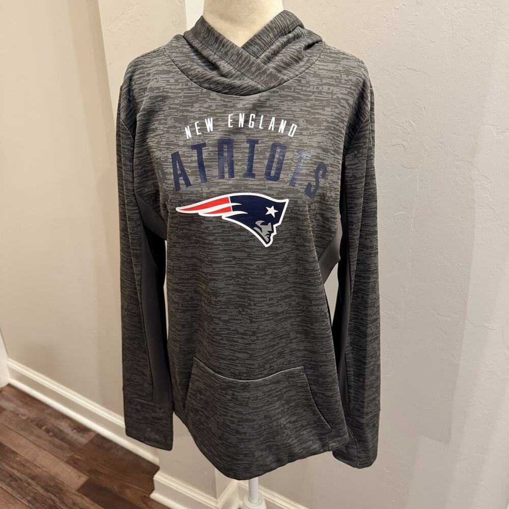 New England Patriots Women’s Majestic Football Hoodie Sweatshirt Large (A0134)